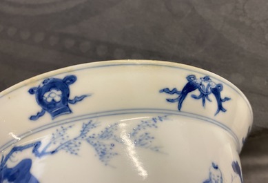 Twee Chinese blauw-witte kommen, Kangxi